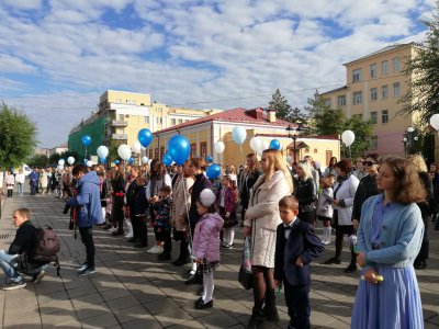 Шествие молодых педагогов в Оренбурге