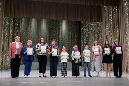 Церемония закрытия X городского фестиваля лагерей с дневным пребыванием детей и площадок кратковременного пребывания «Летнее настроение - 2025»