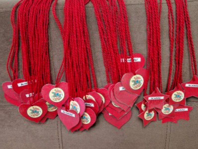 Дворец помогает!